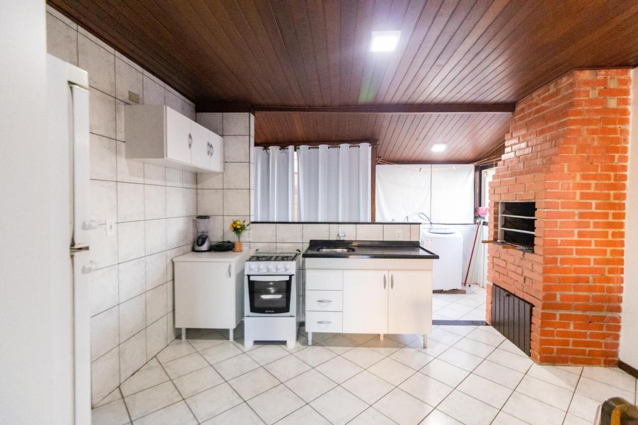 Apartamento Cobertura - 140 Metros Da Praia 봄비나스 외부 사진